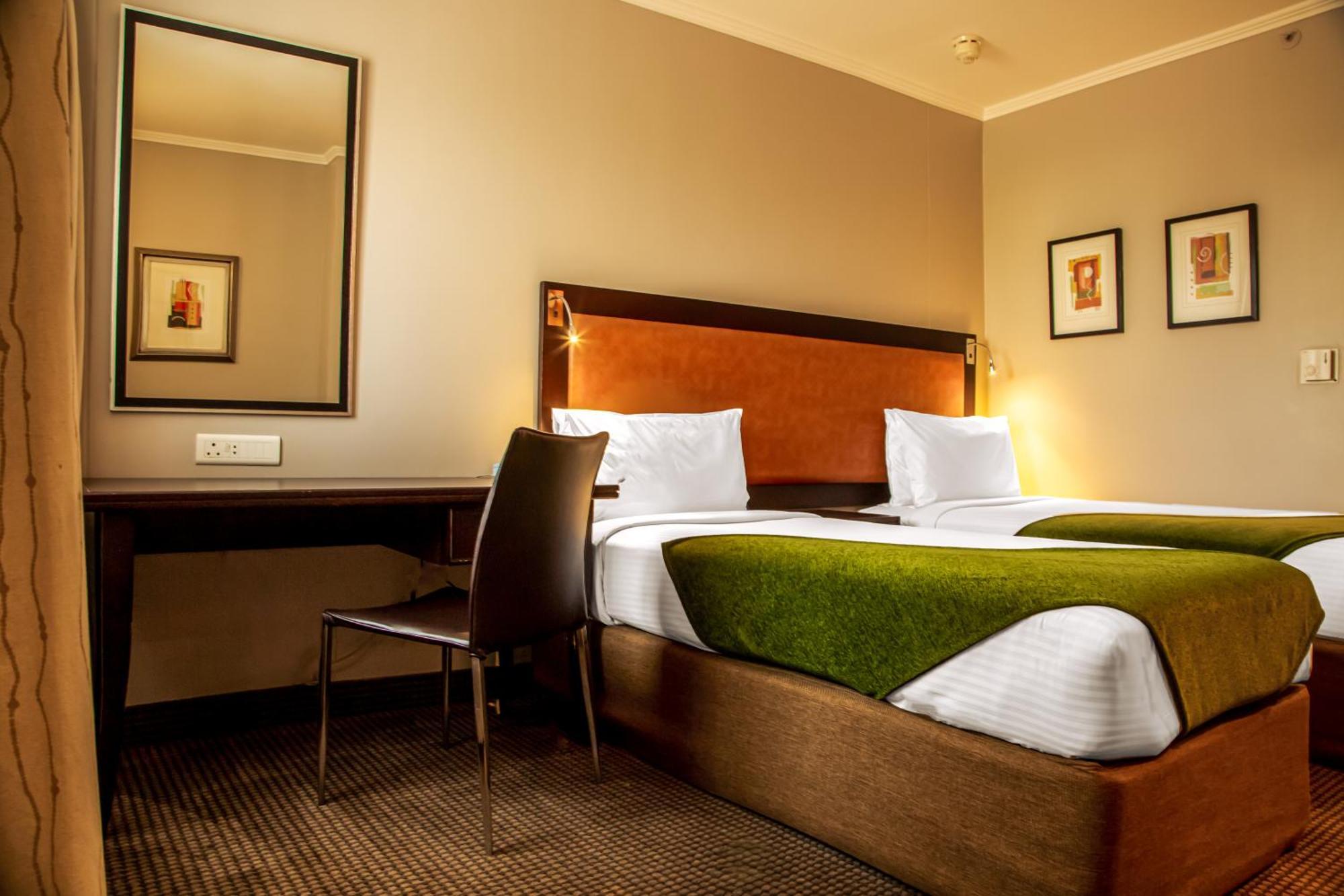The Ridgepoint Hotel Witbank Exteriér fotografie
